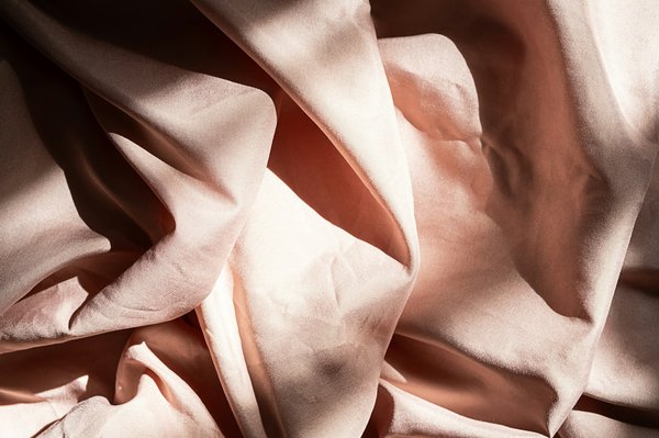 Quel fournisseur choisir pour trouver les meilleurs tissus plumetis ?